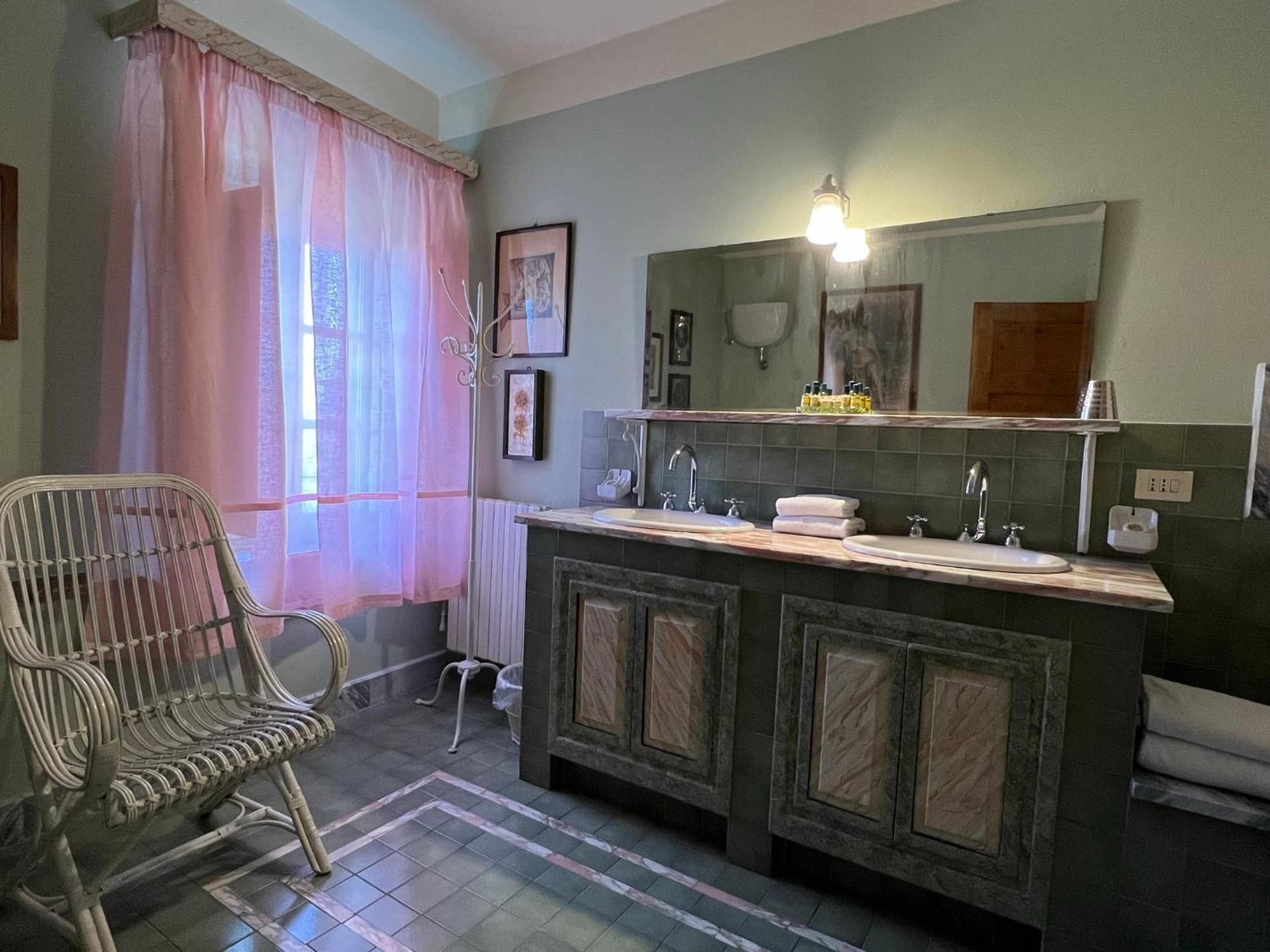 Villa La Lodola Фояно дела Киана Екстериор снимка