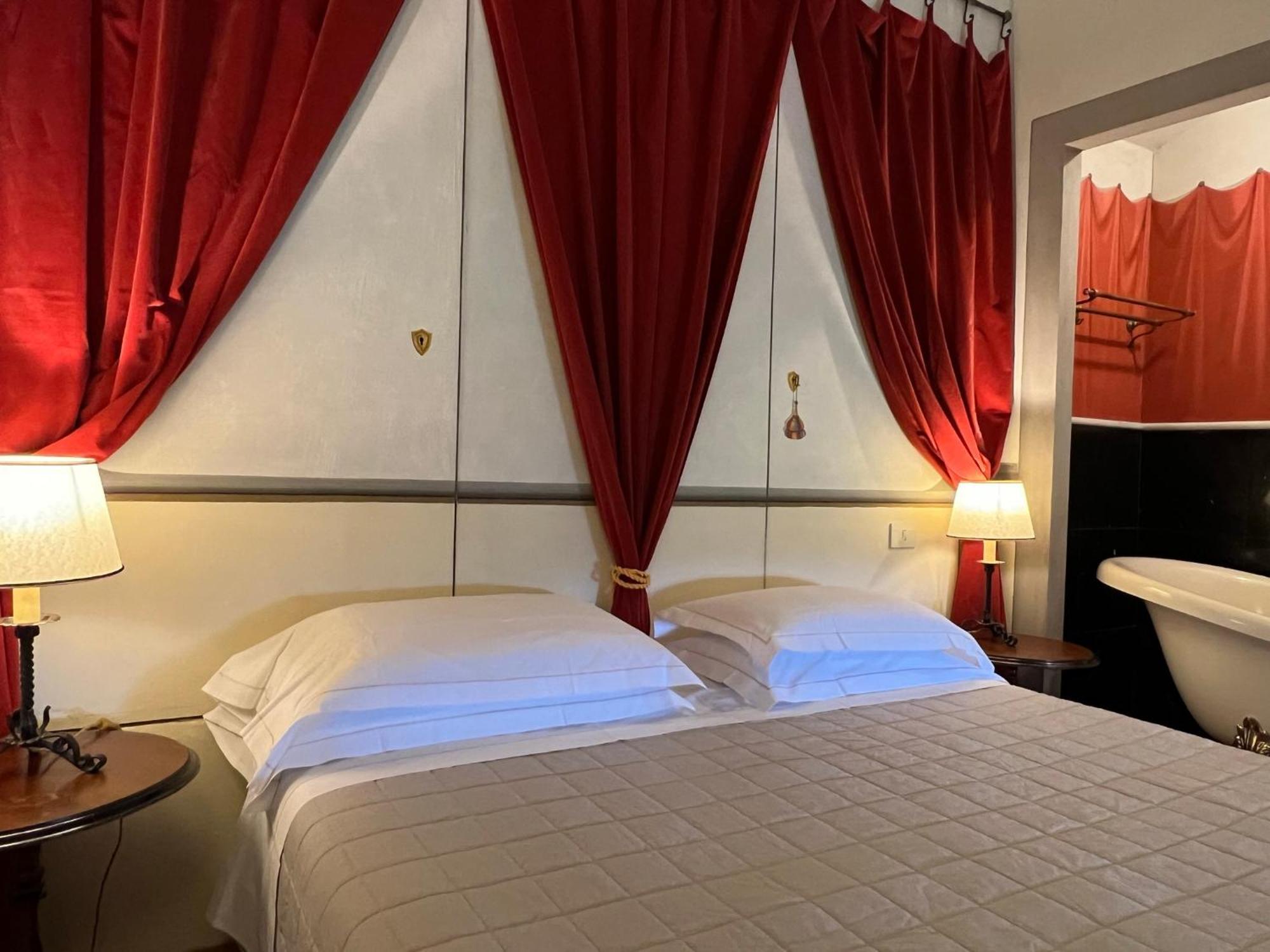 Villa La Lodola Фояно дела Киана Екстериор снимка